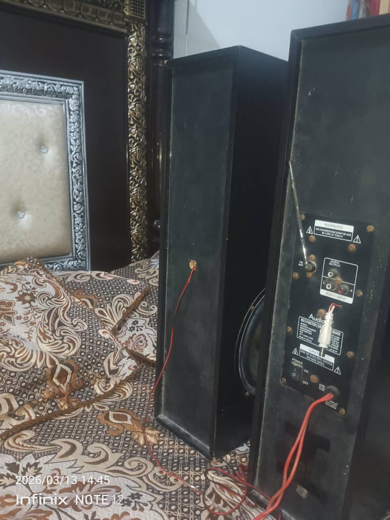 aduionic good condition 10/8 5