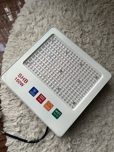 Flood light 150W