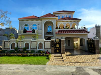 Unique Homes - Executive Class - 6 Bed 7 Baths- House For Sale - Prime Location OPF Housing Scheme