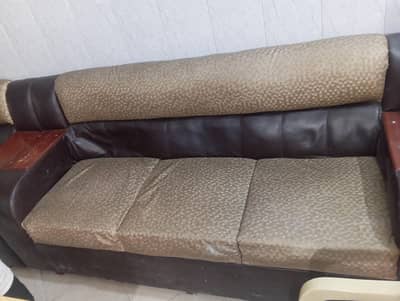 6 seaters sofa set excellent condition