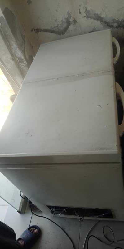 waves double door deep freezer ,