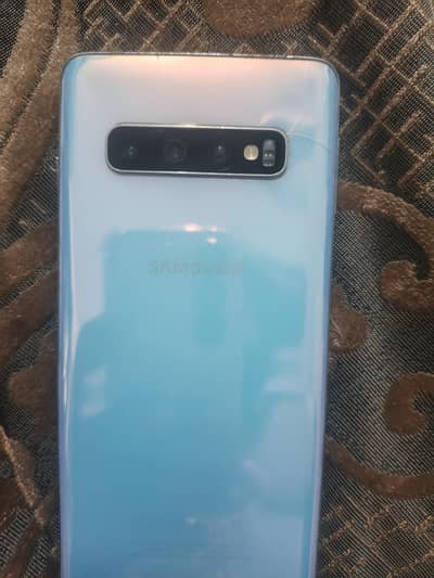 Samsung s10