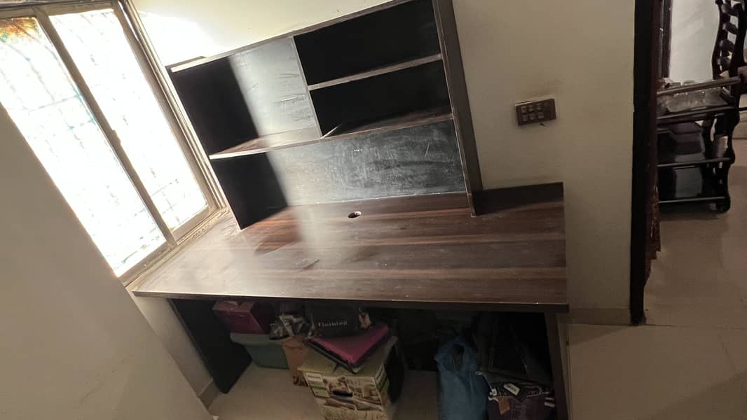 Custom office table 1