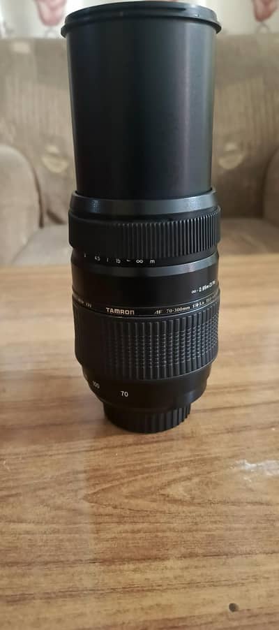 Tamron AF 70-300 lens for nikon