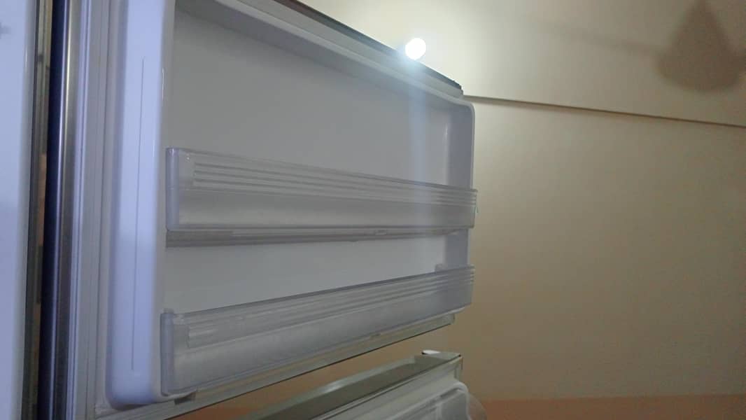 Sharp Refrigerator 12