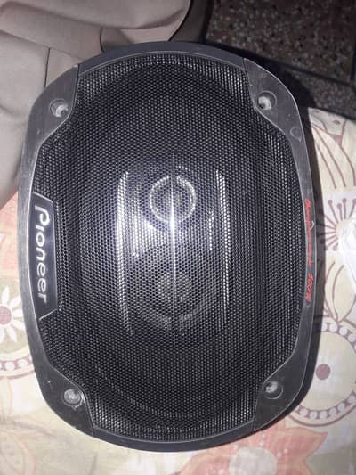 500W   6"× 9".  3 - way    16cm×24