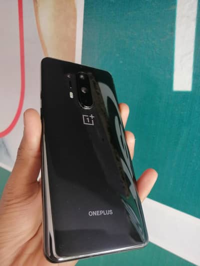 1 plus 8 pro . . Ma sha allah full all oky . . . just only panal change