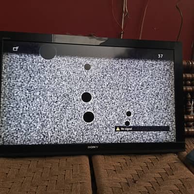 Sony Bravia 40" LCD tv for sale