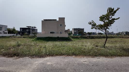 1 Kanal Direct Plot Reasonable Price Prime Location For Sale In Block T DHA Phase 8 Lahore