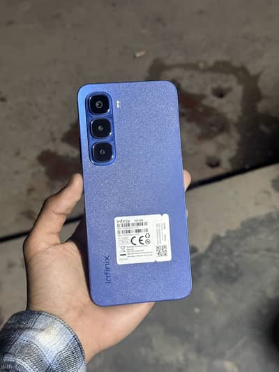 Infinix Hot 60  8/128gb with box carger 11 month warranty available