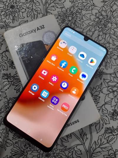 A32 6/128gb with Box