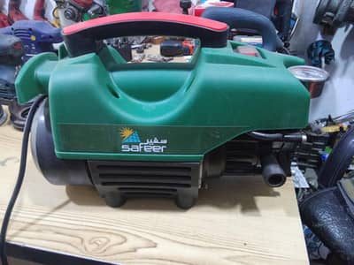 solar plates and car washer