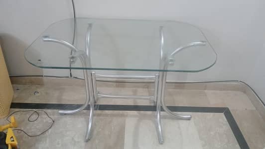 12 mm mirror on dinning table