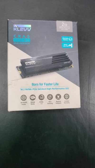 KLEVV CRAS C930 M. 2 NVMe SSD - 2TB High-Performance Storage Drive