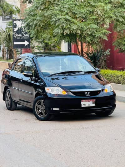 Honda City i-DSI Vario Model 2005 (Platz,Civic,Corolla,Cultus,Vitz)