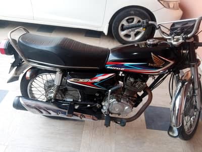 Honda CG 125 For Sale in Lahore