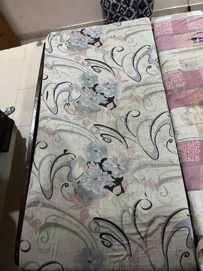 MOLTY FOAM SINGLE BED  2 MATRESSES