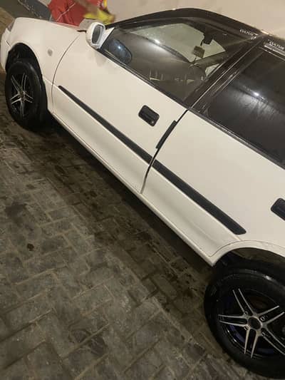 Suzuki cultus vxr 2012 model