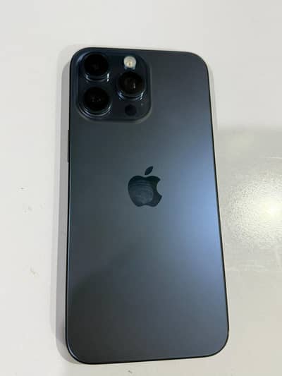 I Phone 15 pro max |  Factory unlock |  in Apple warranty