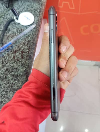 iPhone 11 non pta 128gb exchange posible ha