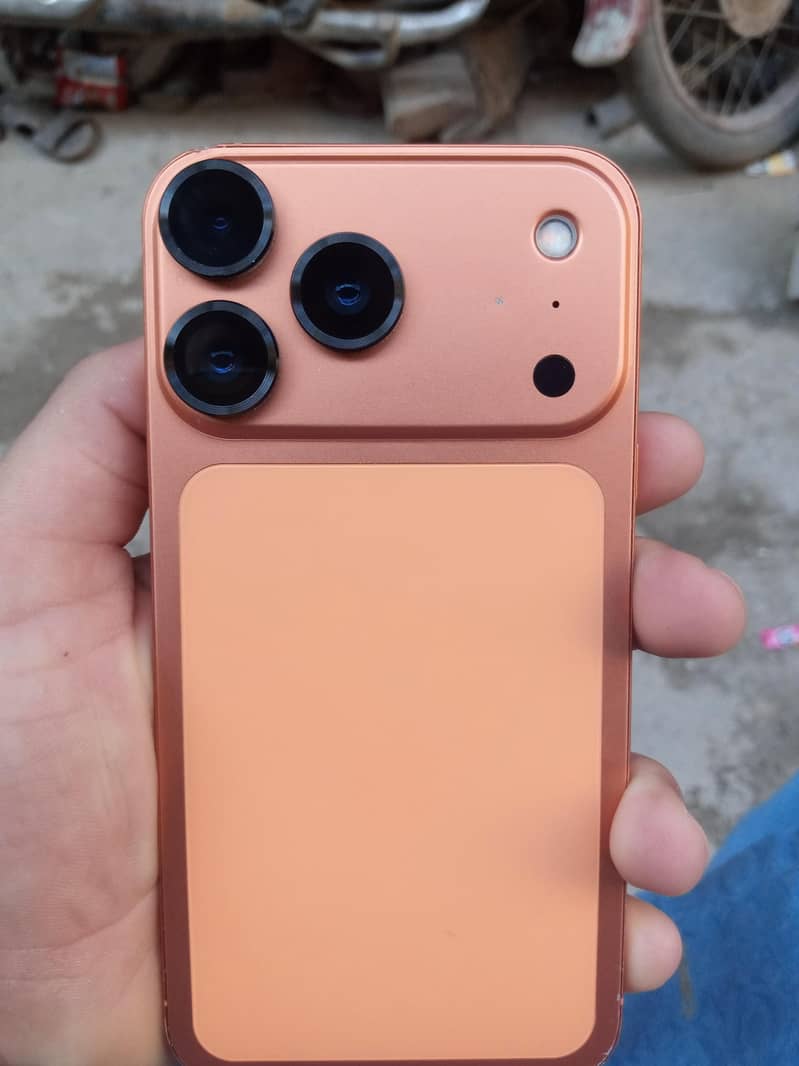 iPhone 17 pro max 4