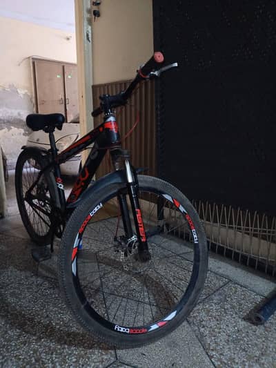 Sports style cycle Black & red theme.