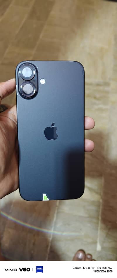 Iphone 16 plus jv 100Battery% 128Gb sealdphone underwarranty priceFixe