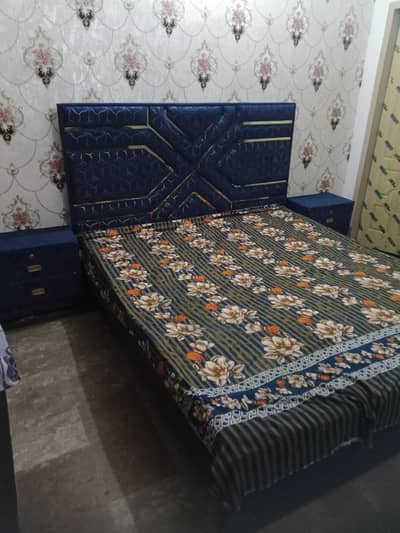 bed set with side table and dressing set  and bed mattress