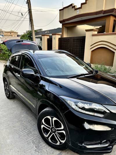 Honda Vezel 2016