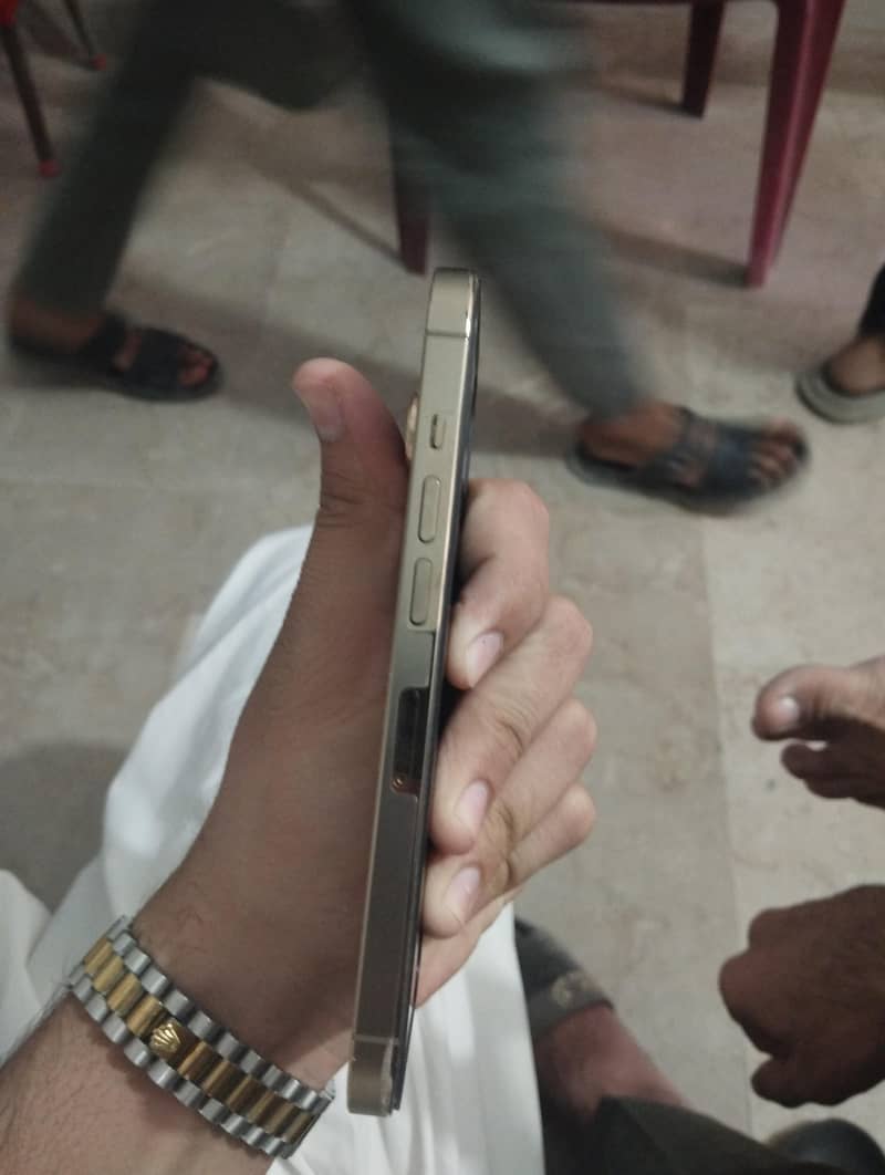 iPhone 13 pro 2