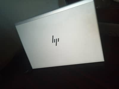 Hp Elite book 840 G5  16 gb 256 meme