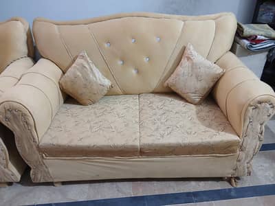 ITS A BRAND NEW SOFA SET