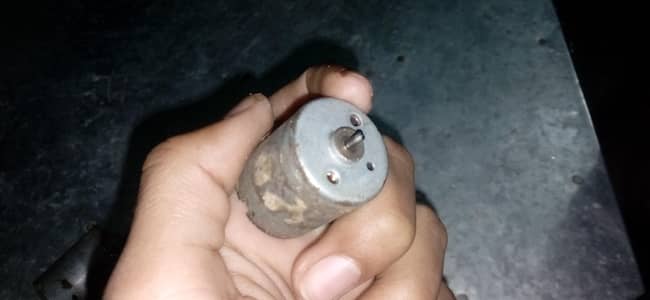 DC motors 3 volt to 12 voltage