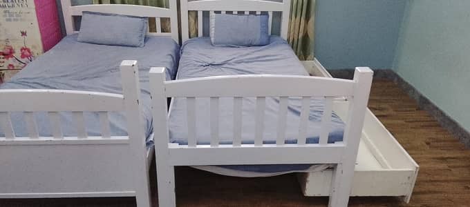 2 single bed deco polished