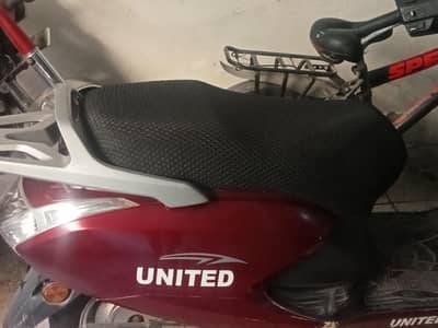 United US 100 Scooty 2024 Model – Smooth Ride