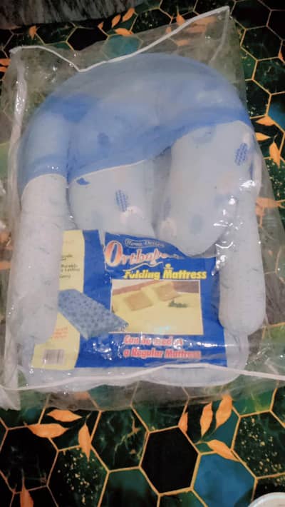 baby bistar with pillow and mosquito net