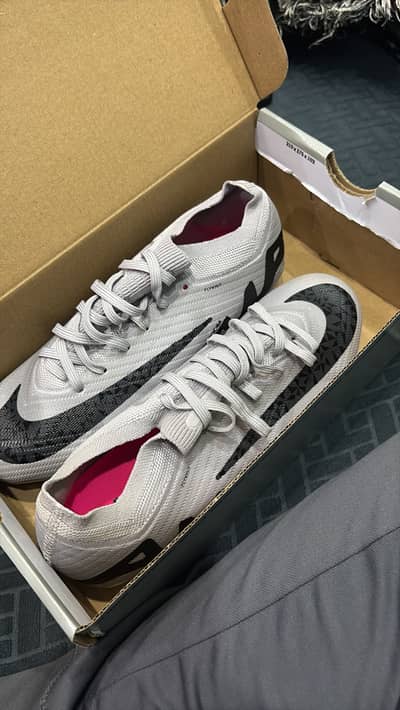 Rising gem Vapor 15 Nike original