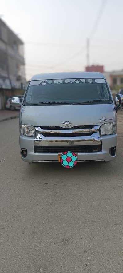 Toyota Hiace 2016