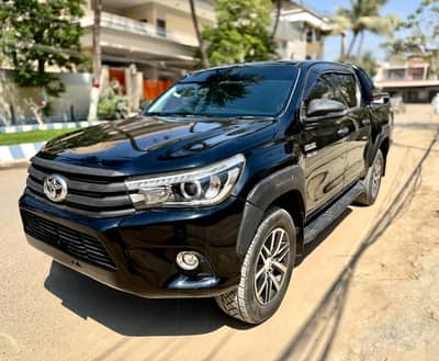 Toyota Revo 2020 V 1st owner