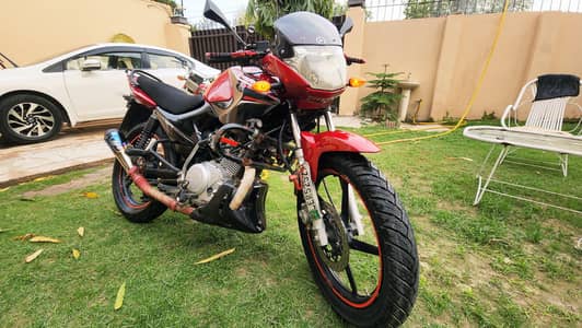 Yamaha YBR 125 (Total Genuine & Modified)