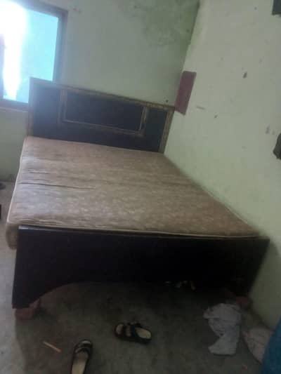 bed in good condition