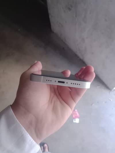 iPhone 13 factory unlock 2 month sim time battery health 100 Face Id