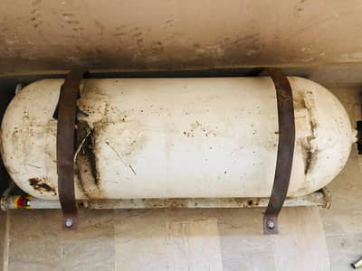 LPG Cylinder with Car Kit for Sale