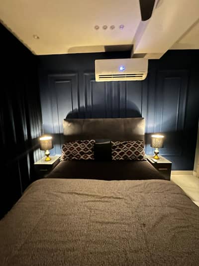 One bedroom furnished apartment dealy basis available for rent in bahria Twon Lahore