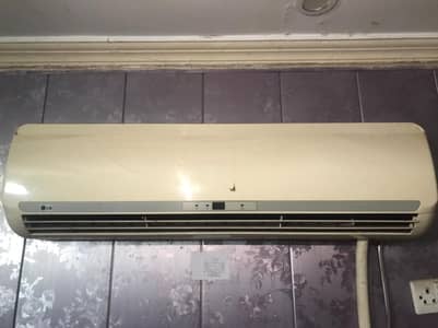LG split AC