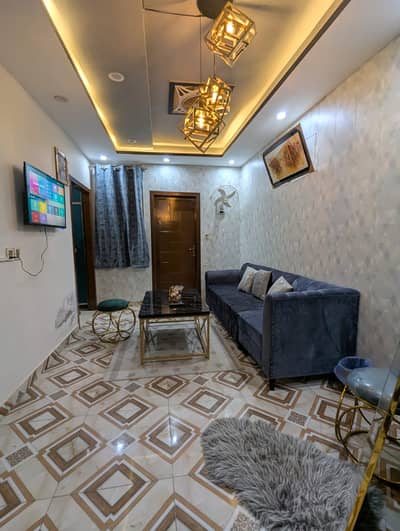 One bedroom dealy basis hotel room available for rent