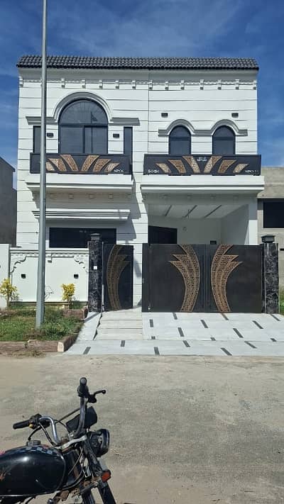 Brand new five marla house available for sale in citi housing societies sialkot