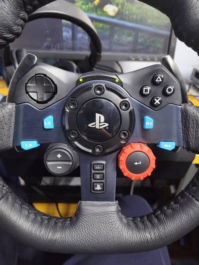 Logitech G29 steering wheel with box