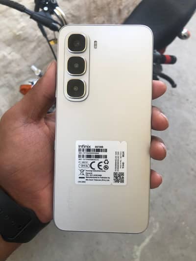 Infinix Hot 60i 12/128