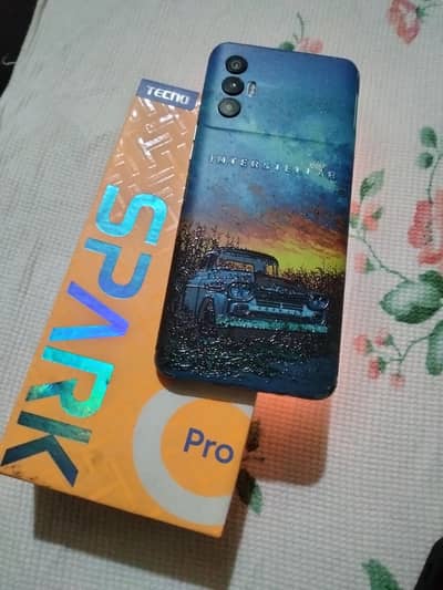Tecno spark 8 pro